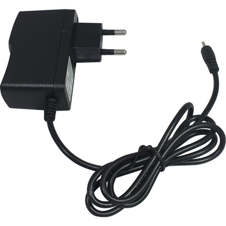 TOCHI ERTA-001 5V 2 A / 2.5mm-0.7mm TABLET ADAPTÖRÜ